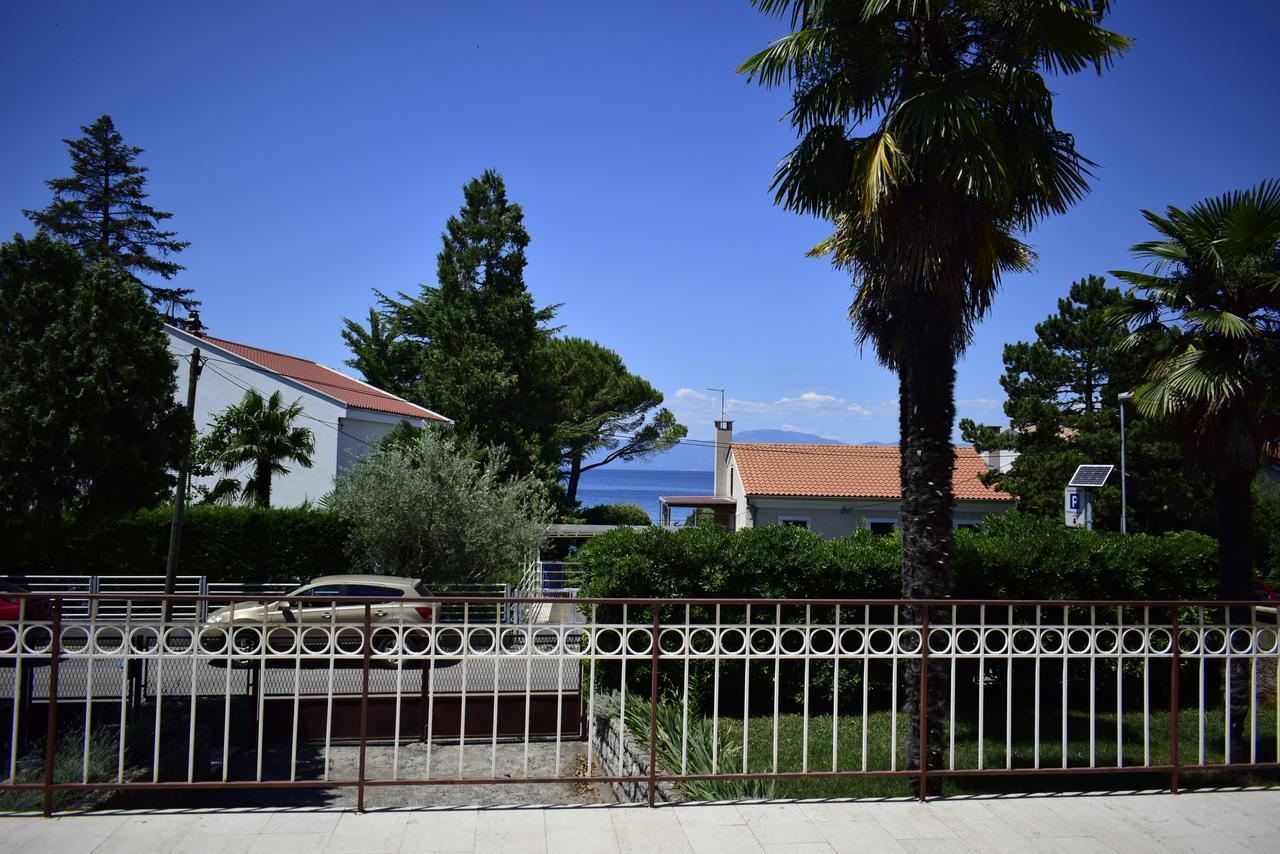 Apartment Faith Malinska Εξωτερικό φωτογραφία