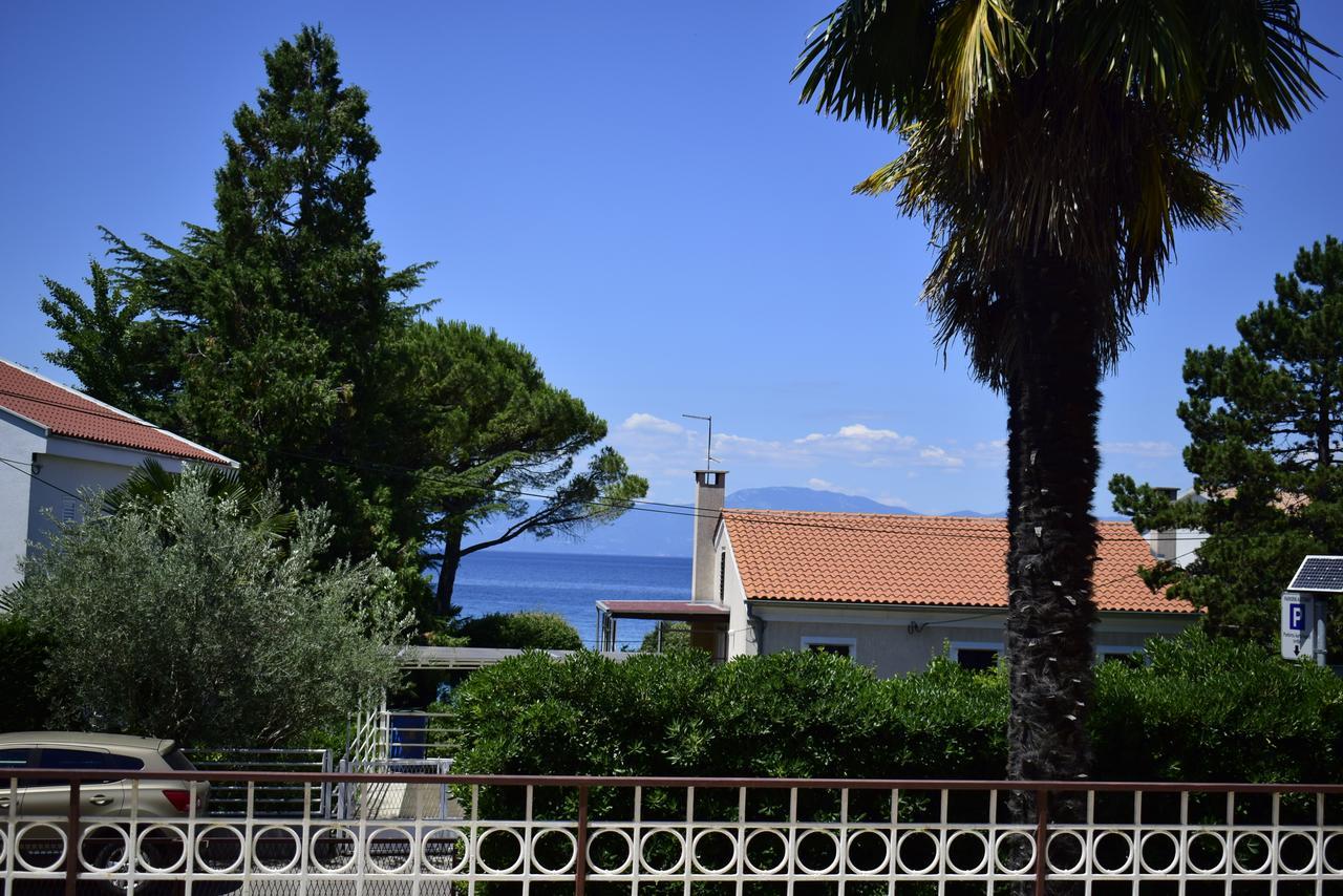 Apartment Faith Malinska Εξωτερικό φωτογραφία
