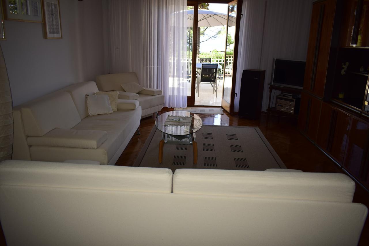Apartment Faith Malinska Εξωτερικό φωτογραφία